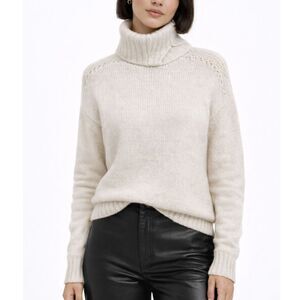 Loro Piana Turtleneck Sweater Women’s Size Small Cream Cashmere Blend Ribbed